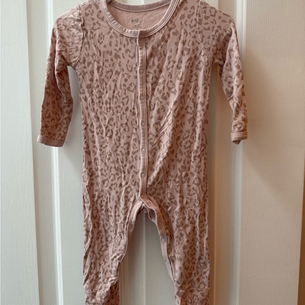 Kyte BABY Pink Bodysuit One Piece with Long Sleeves